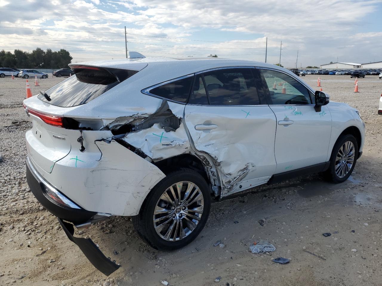 2024 TOYOTA VENZA