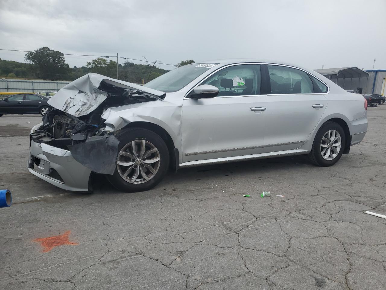 2017 VOLKSWAGEN Passat