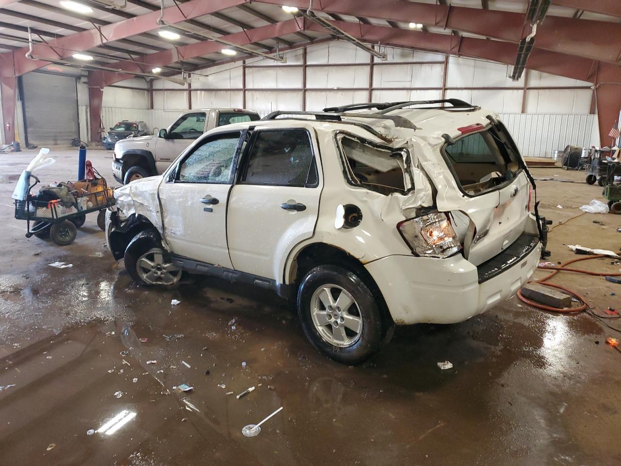 2010 FORD ESCAPE