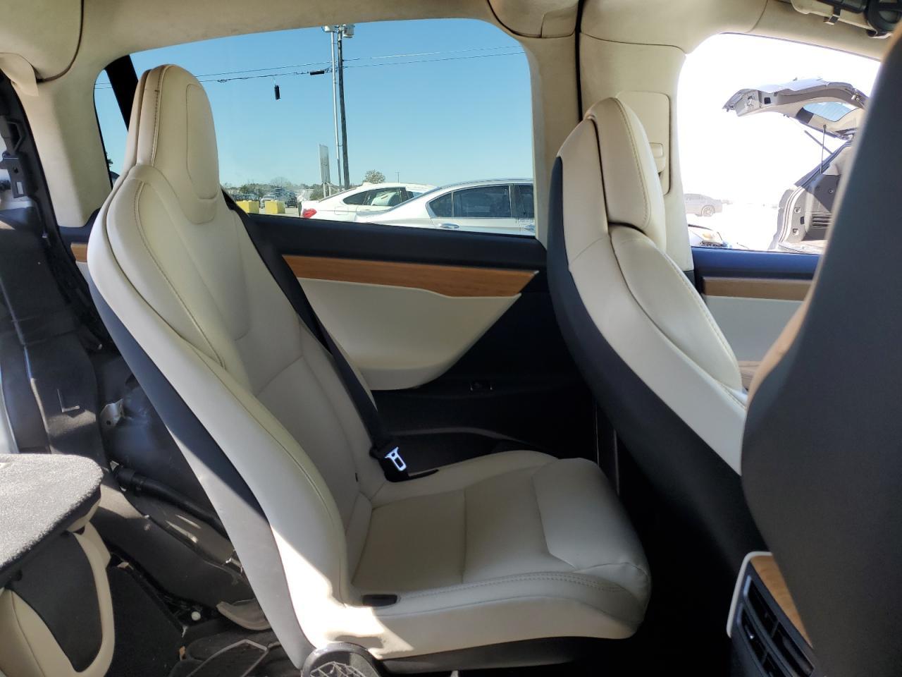 2019 TESLA MODEL X