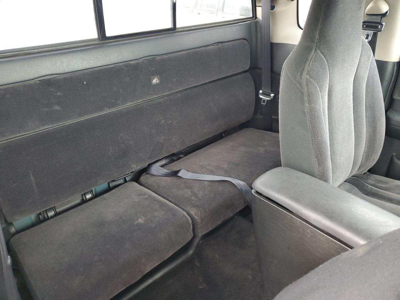2002 DODGE Dakota
