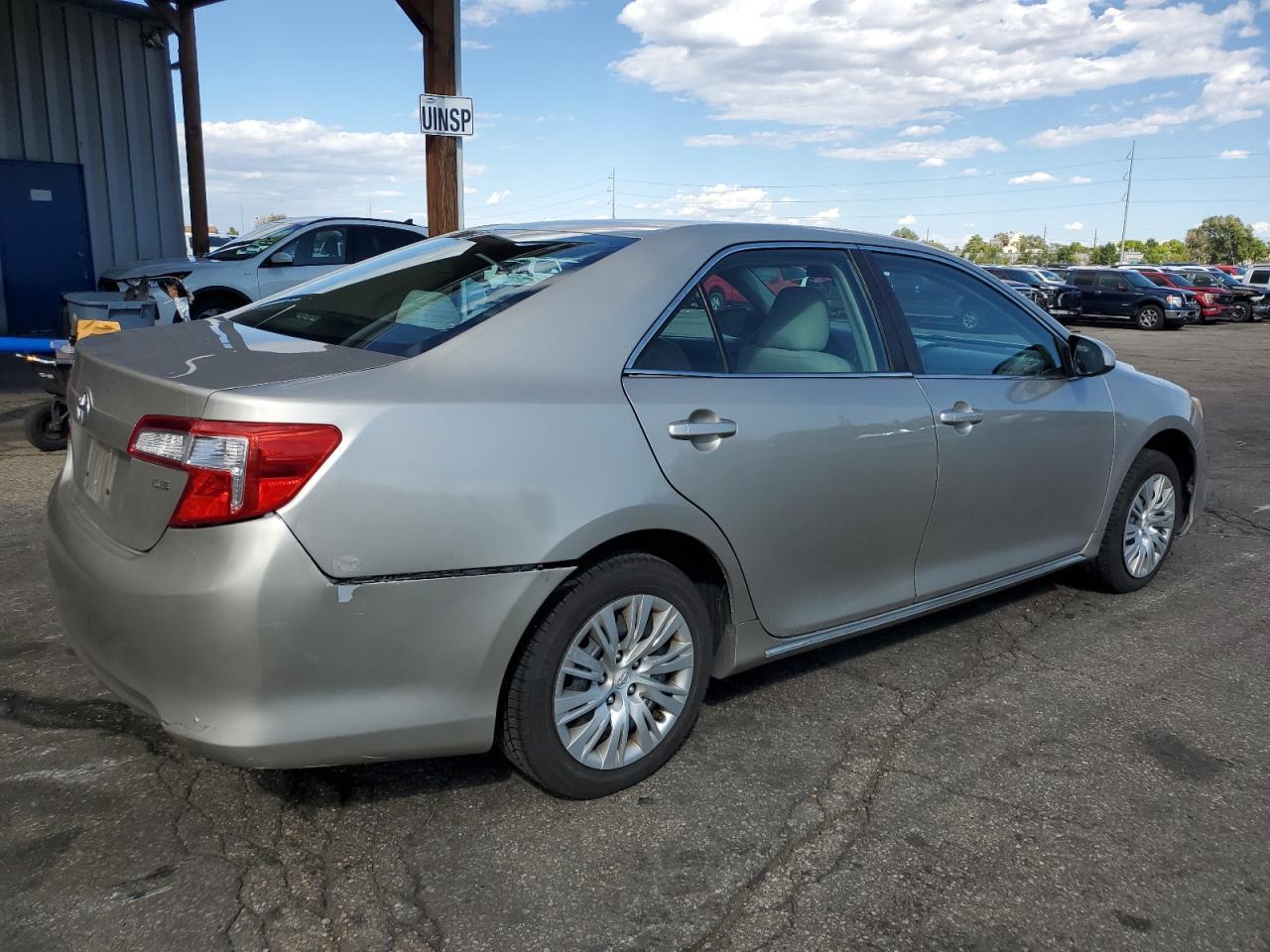 2014 TOYOTA CAMRY