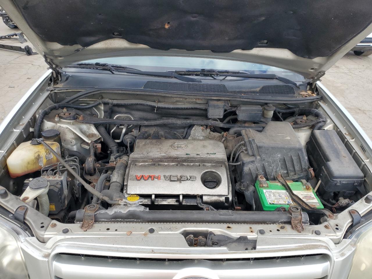 2004 TOYOTA HIGHLANDER
