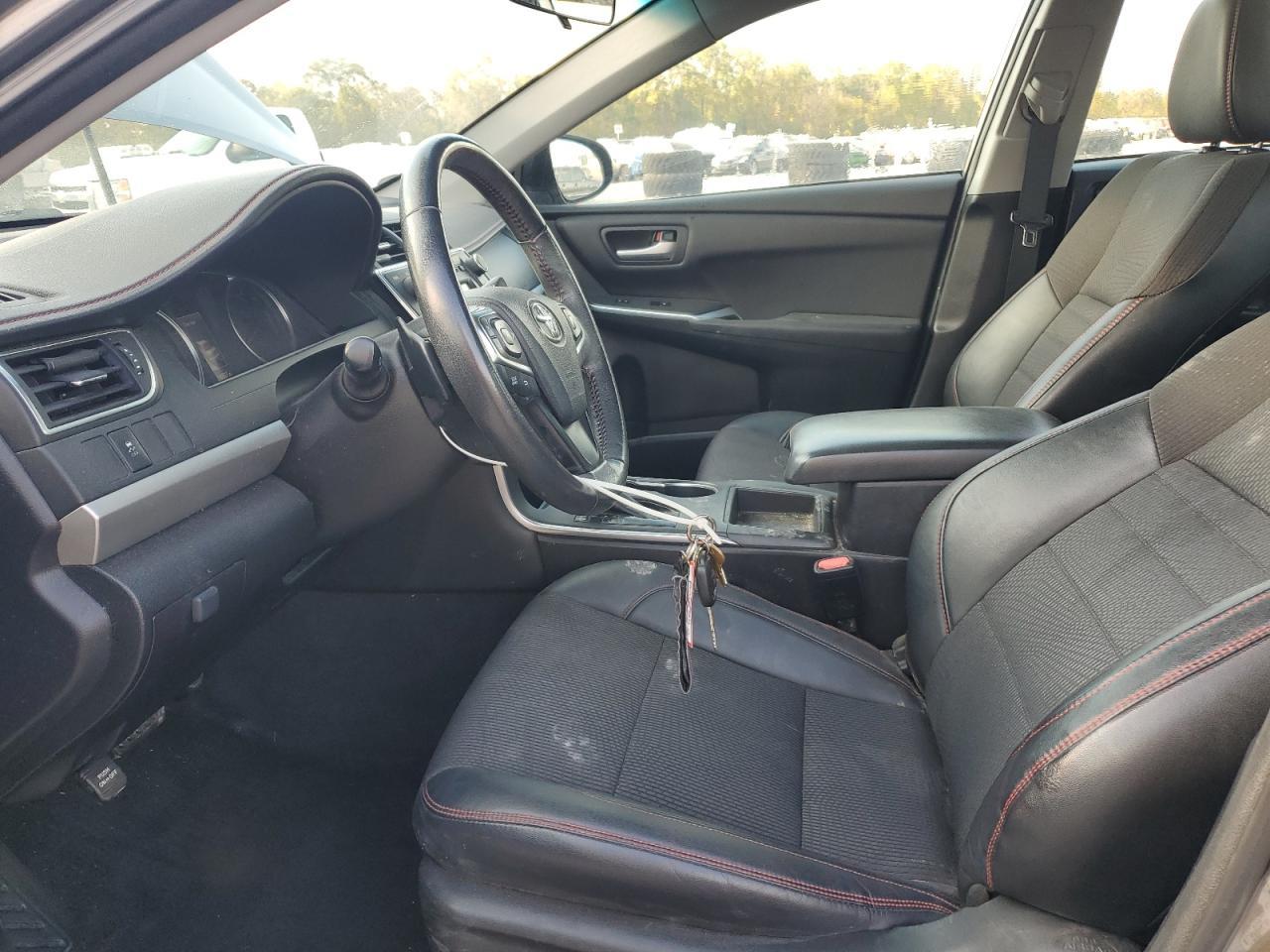 2017 TOYOTA CAMRY