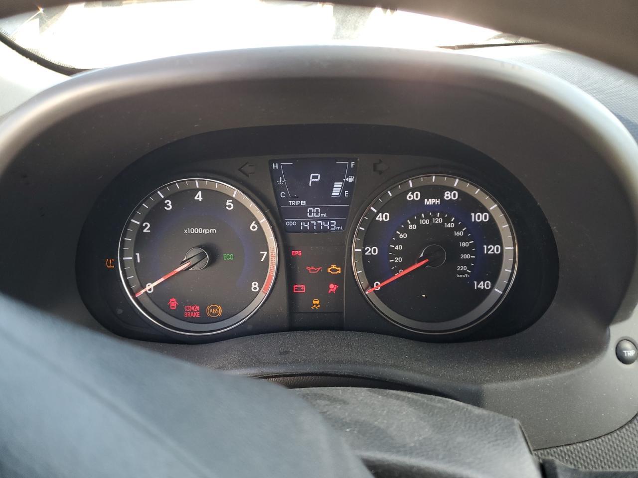 2013 HYUNDAI ACCENT