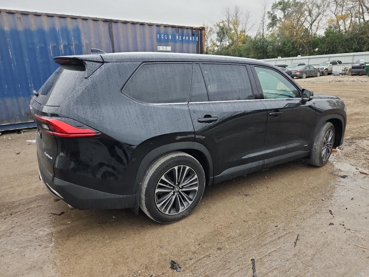 2024 TOYOTA HIGHLANDER
