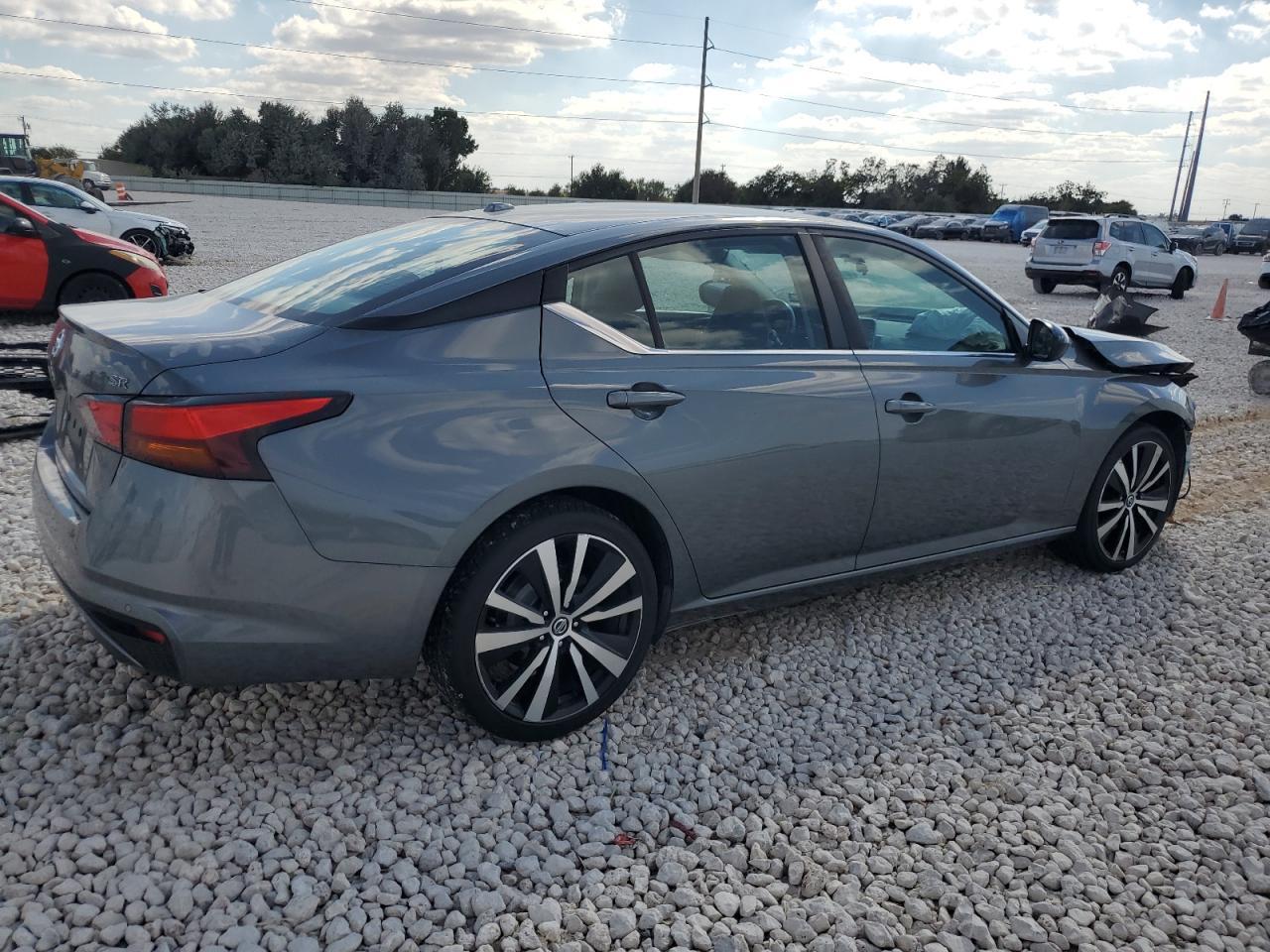 2021 NISSAN ALTIMA