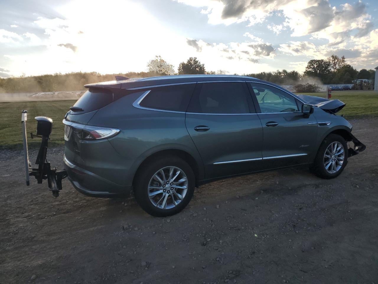 2022 BUICK ENCLAVE AVENIR