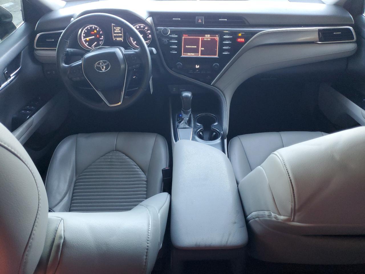 2018 TOYOTA CAMRY