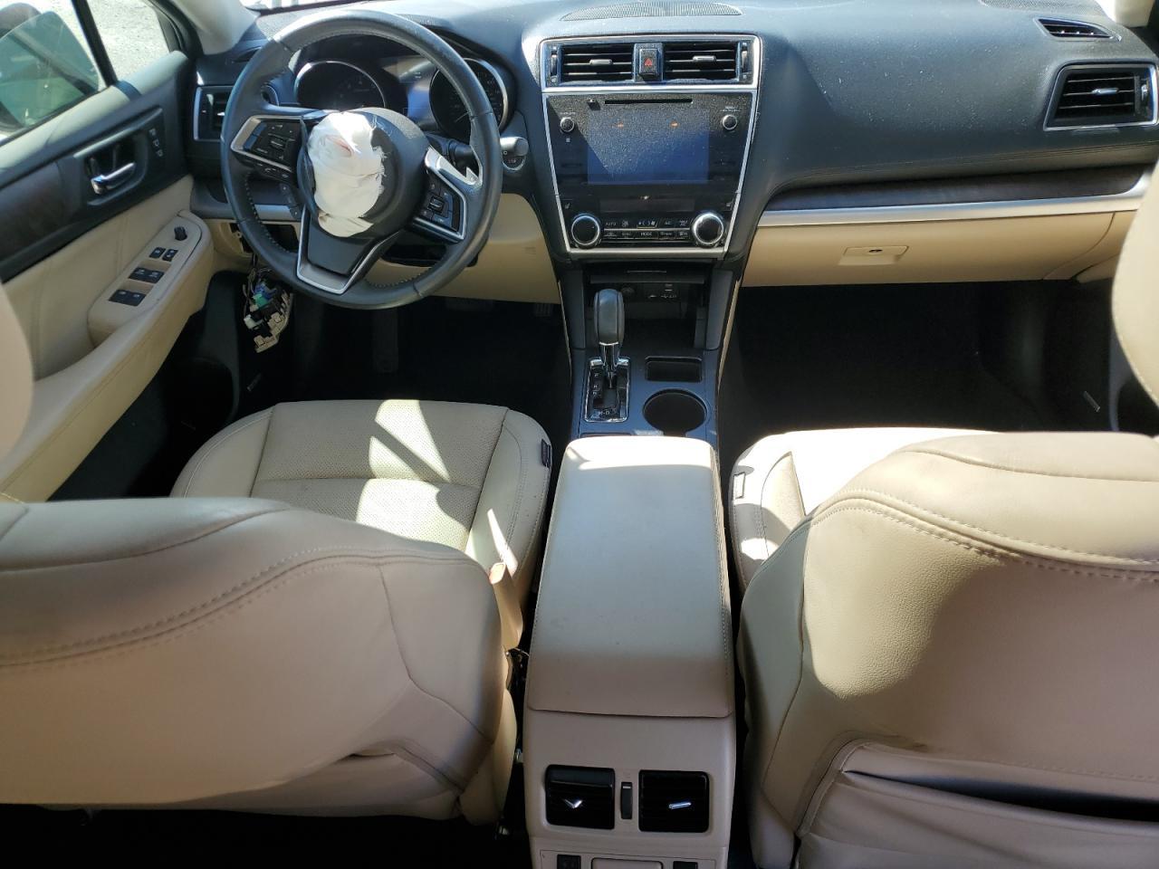 2019 SUBARU Outback