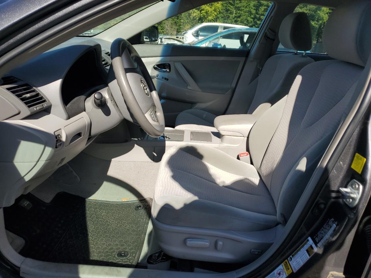2011 TOYOTA CAMRY
