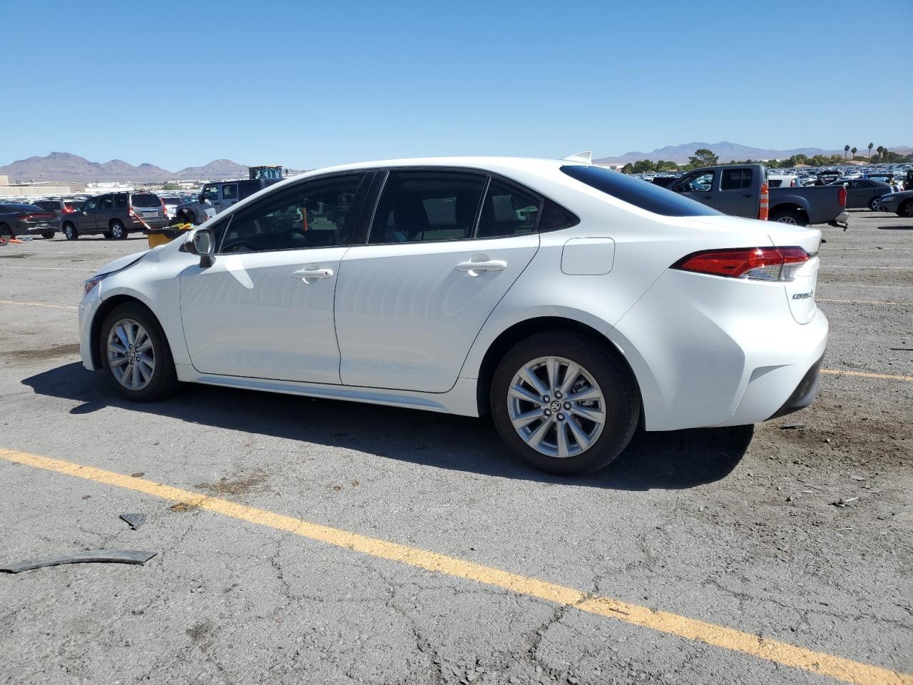 2024 TOYOTA COROLLA