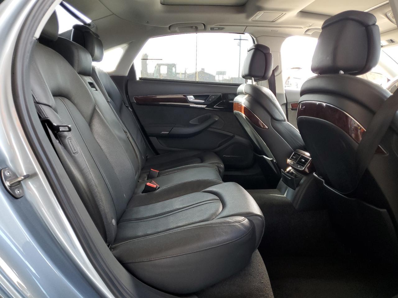 2013 AUDI A8