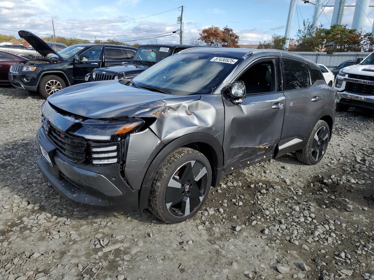 2025 NISSAN KICKS