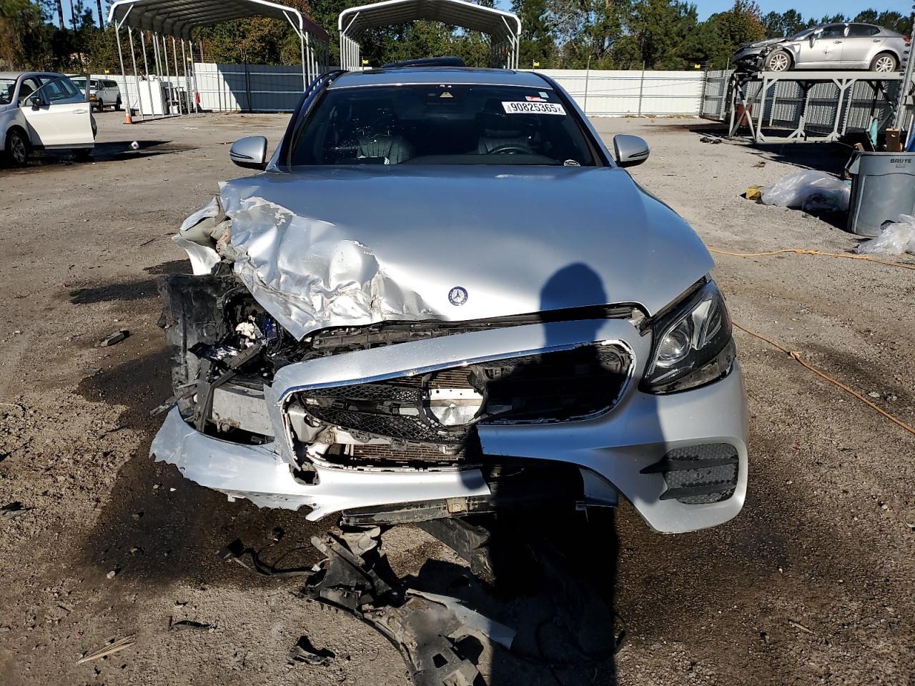 2017 MERCEDES-BENZ E-Class