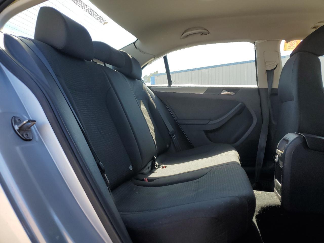 2015 VOLKSWAGEN JETTA