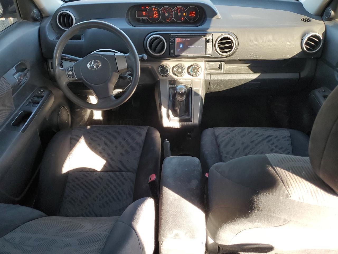 2013 TOYOTA SCION