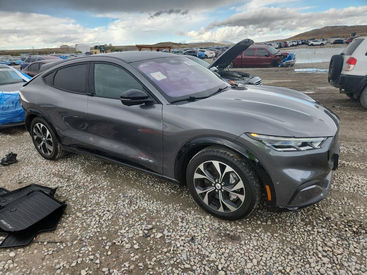2021 FORD Mustang Mach-E