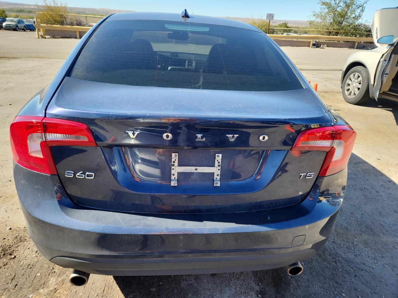 2013 VOLVO S60