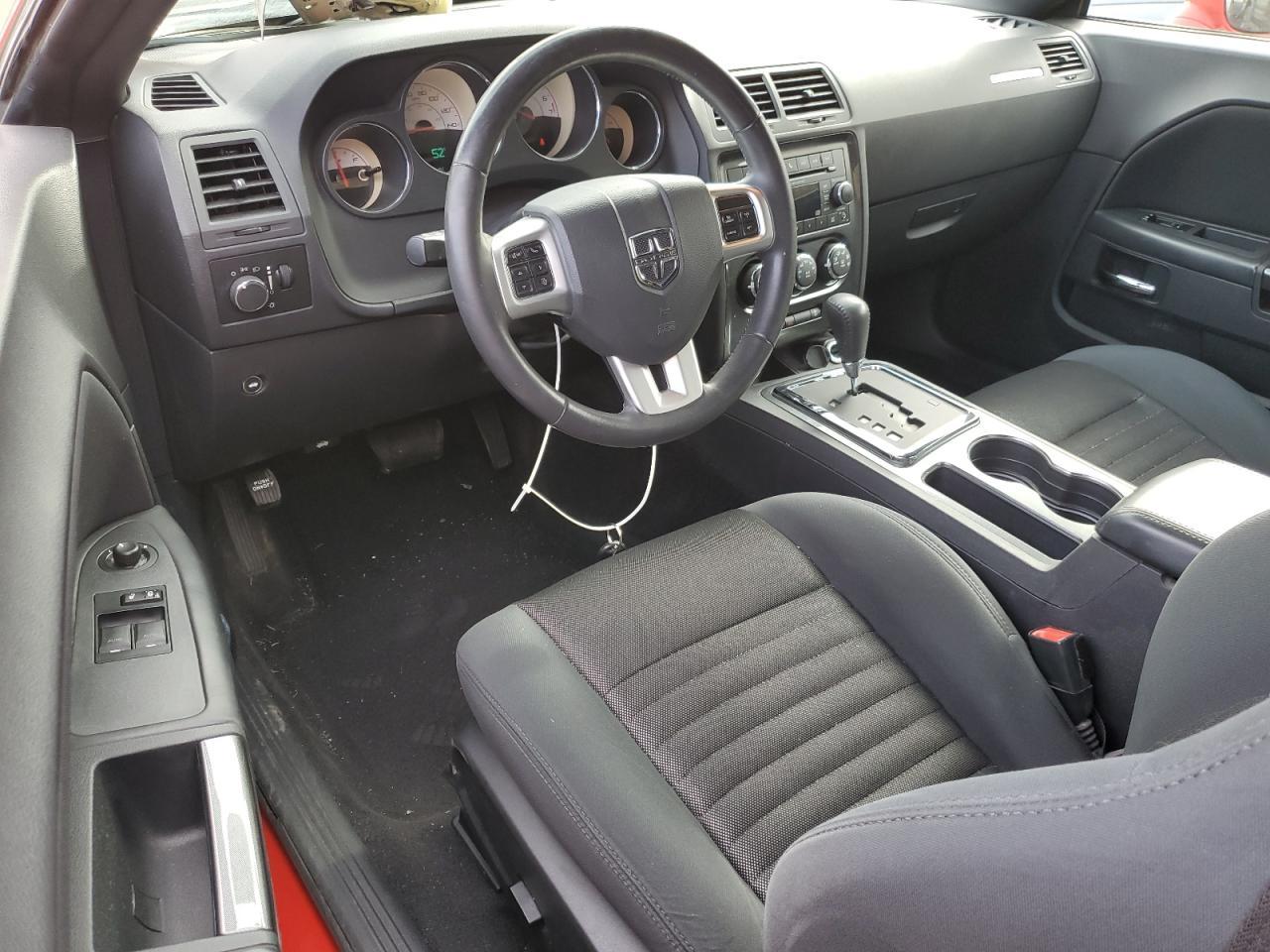 2014 DODGE Challenger