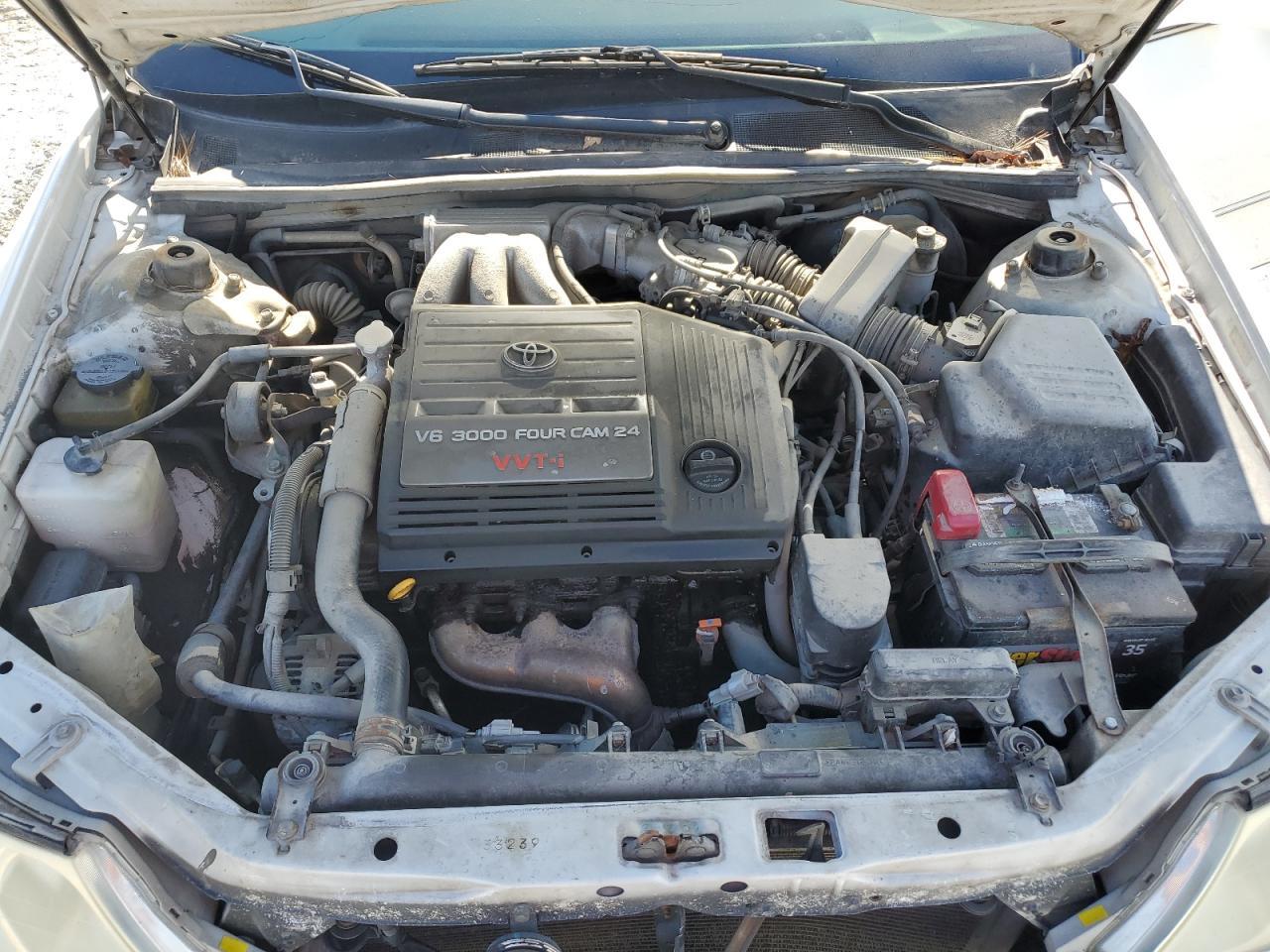 2004 TOYOTA Avalon