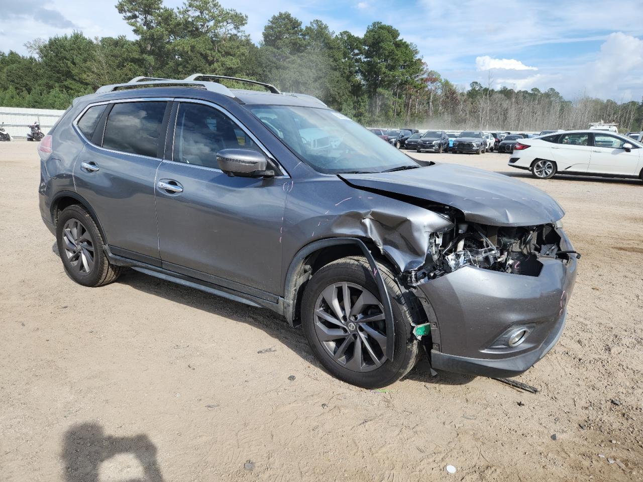 2016 NISSAN ROGUE