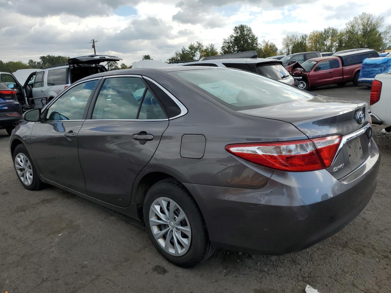 2015 TOYOTA CAMRY