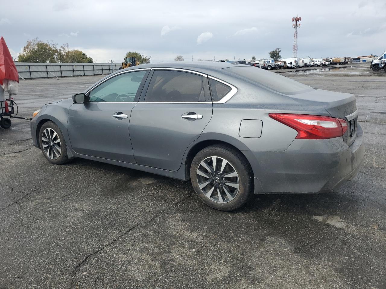 2017 NISSAN ALTIMA