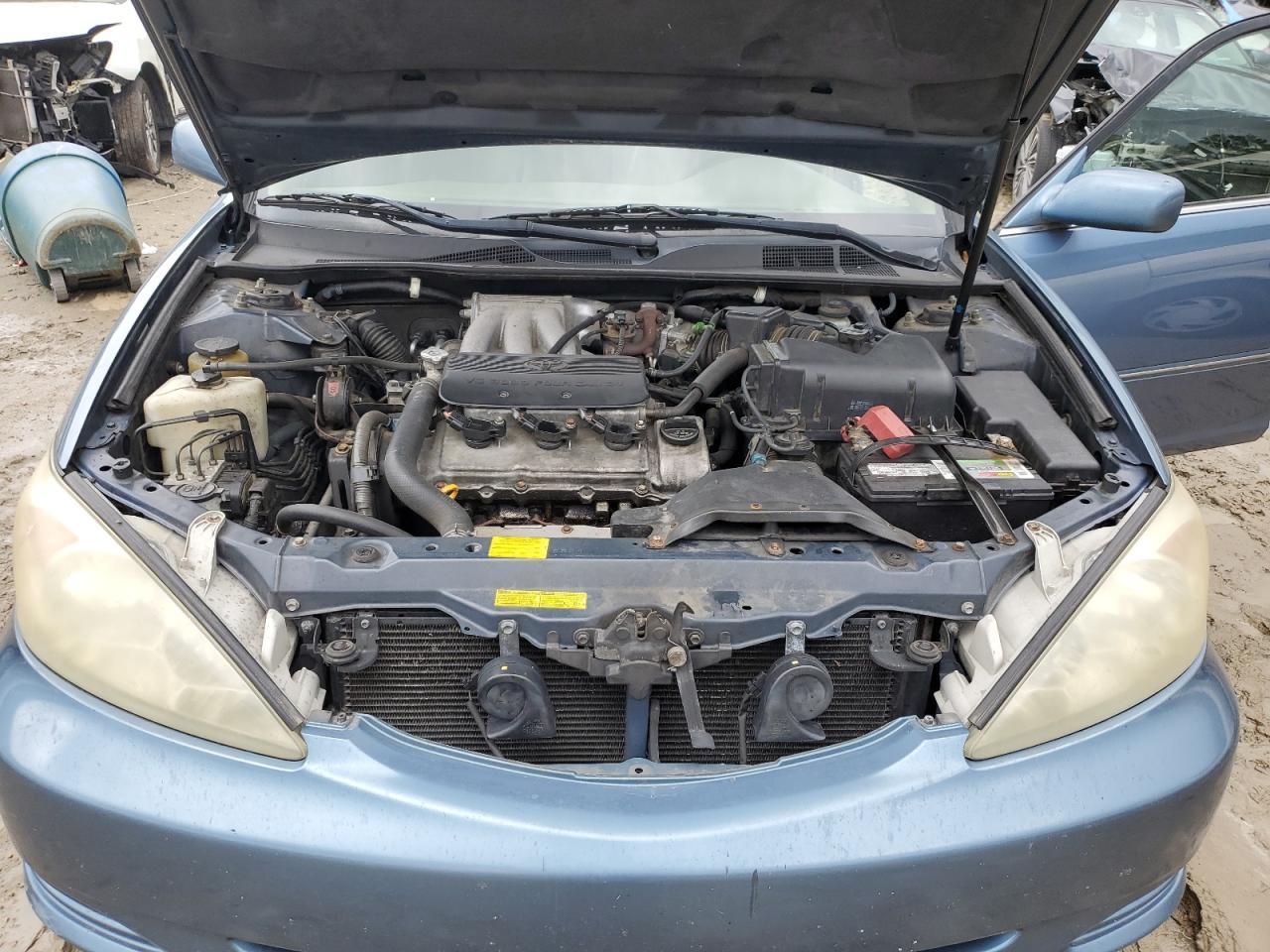 2002 TOYOTA CAMRY