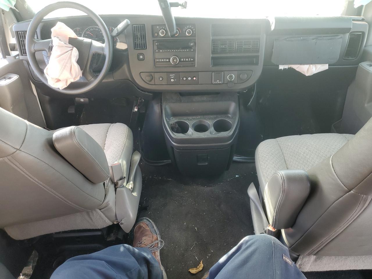 2017 CHEVROLET Express 3500