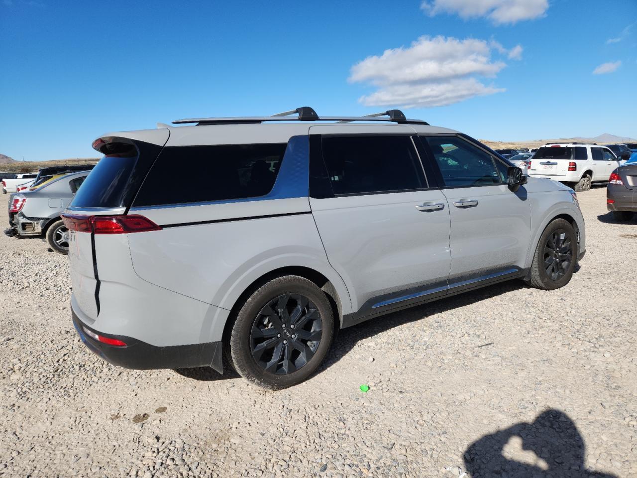 2023 KIA Carnival