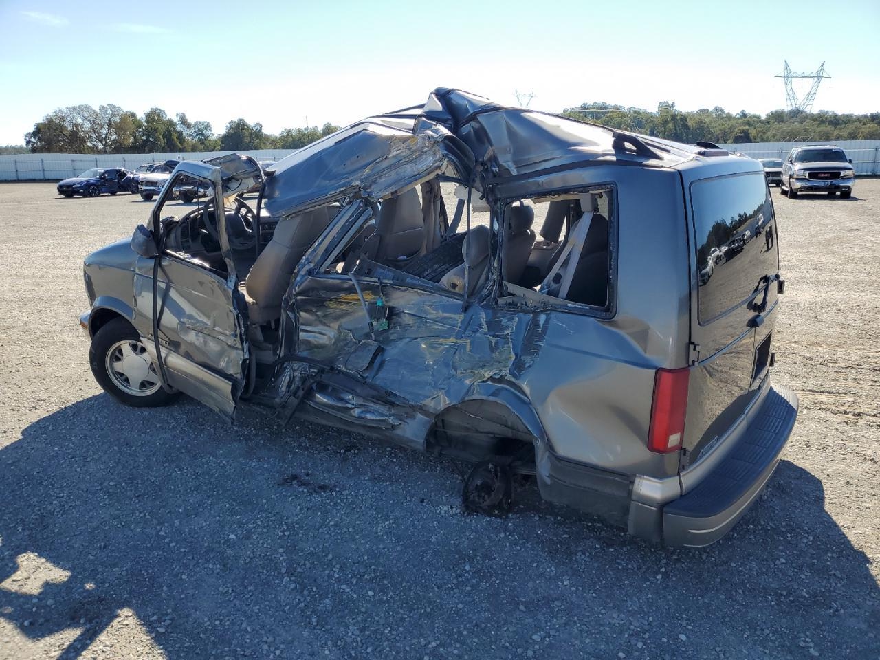 2001 CHEVROLET Astro