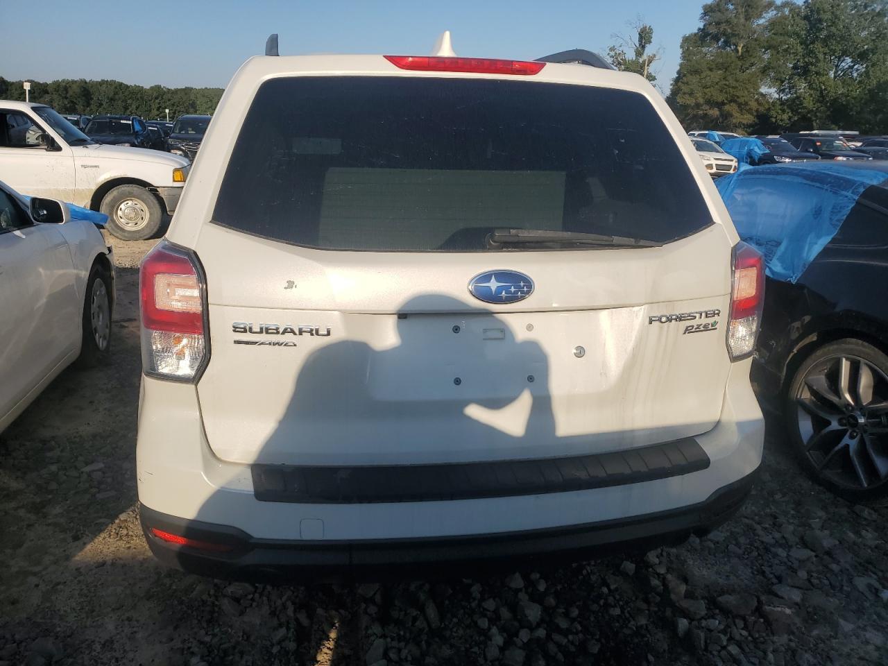 2017 SUBARU FORESTER