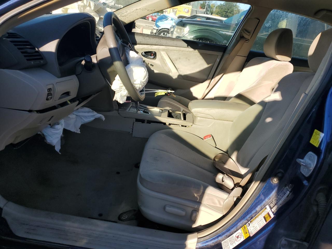 2011 TOYOTA CAMRY