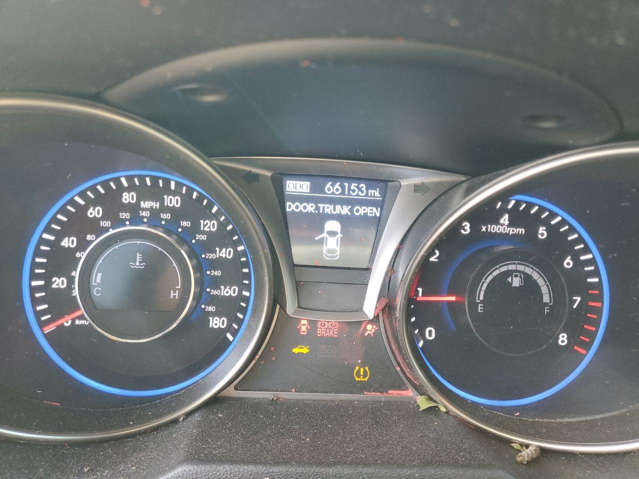 2016 HYUNDAI GENESIS