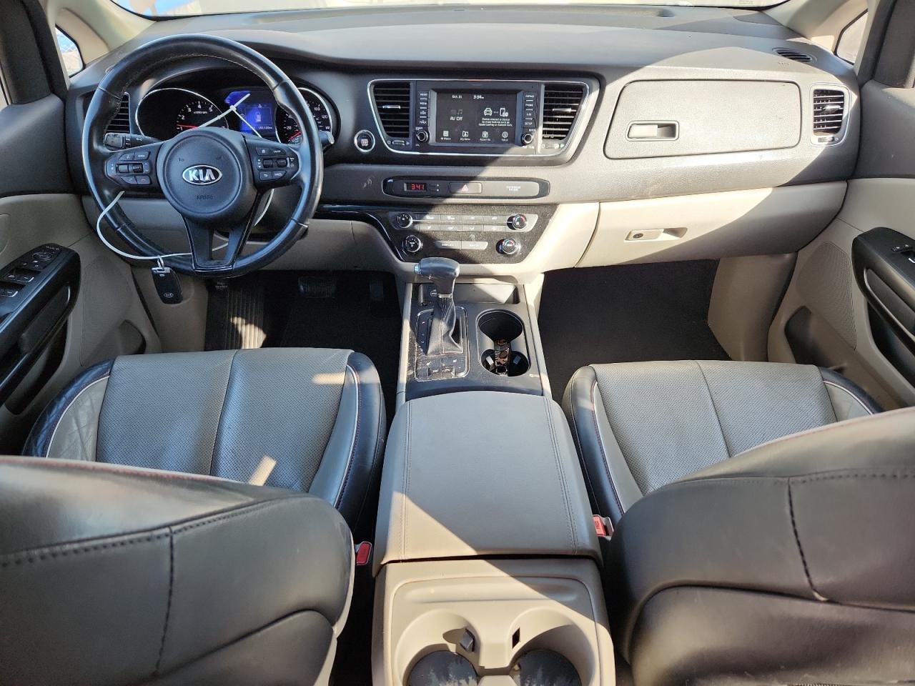 2017 KIA SEDONA