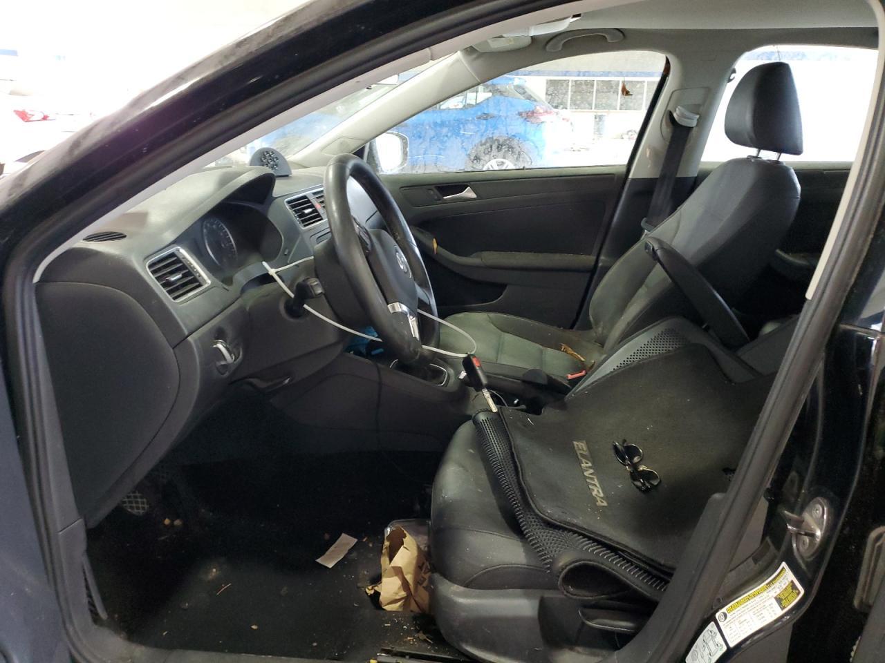 2012 VOLKSWAGEN JETTA