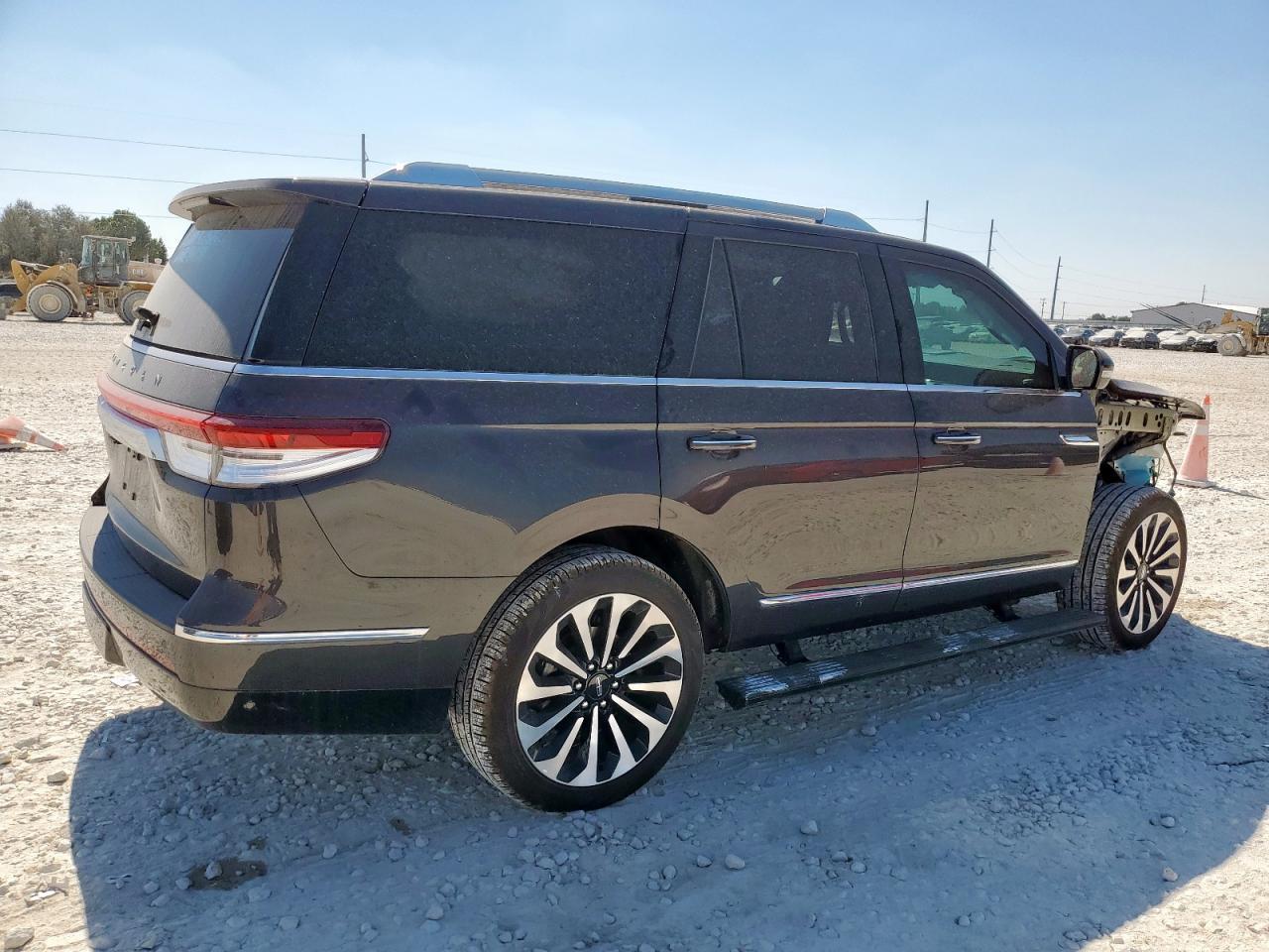 2024 LINCOLN Navigator