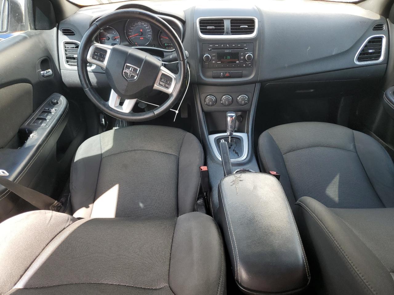 2011 DODGE Avenger
