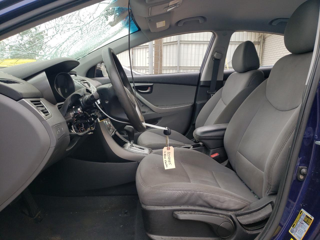 2012 HYUNDAI ELANTRA