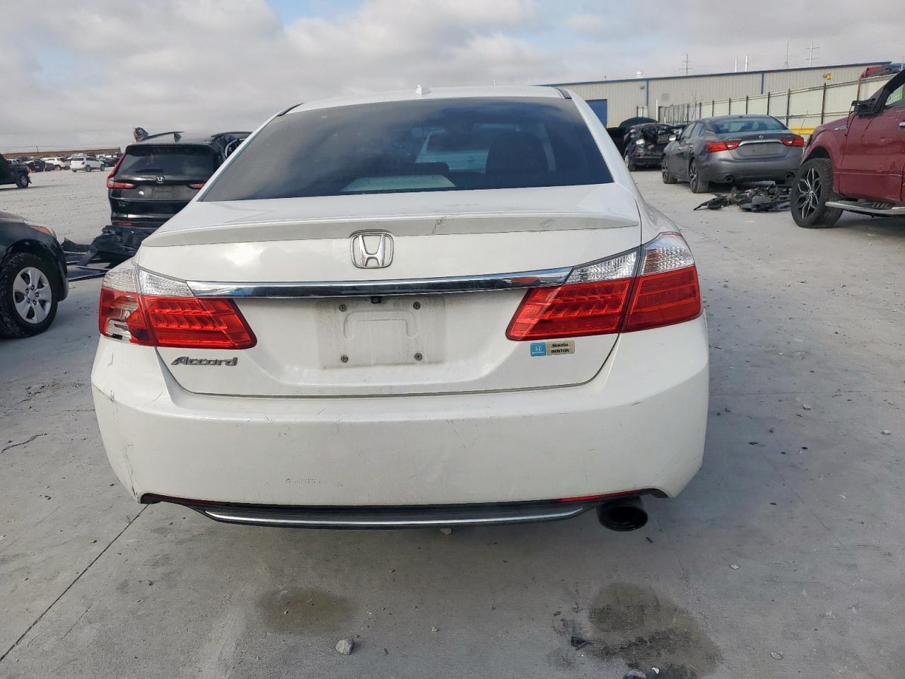 2015 HONDA ACCORD