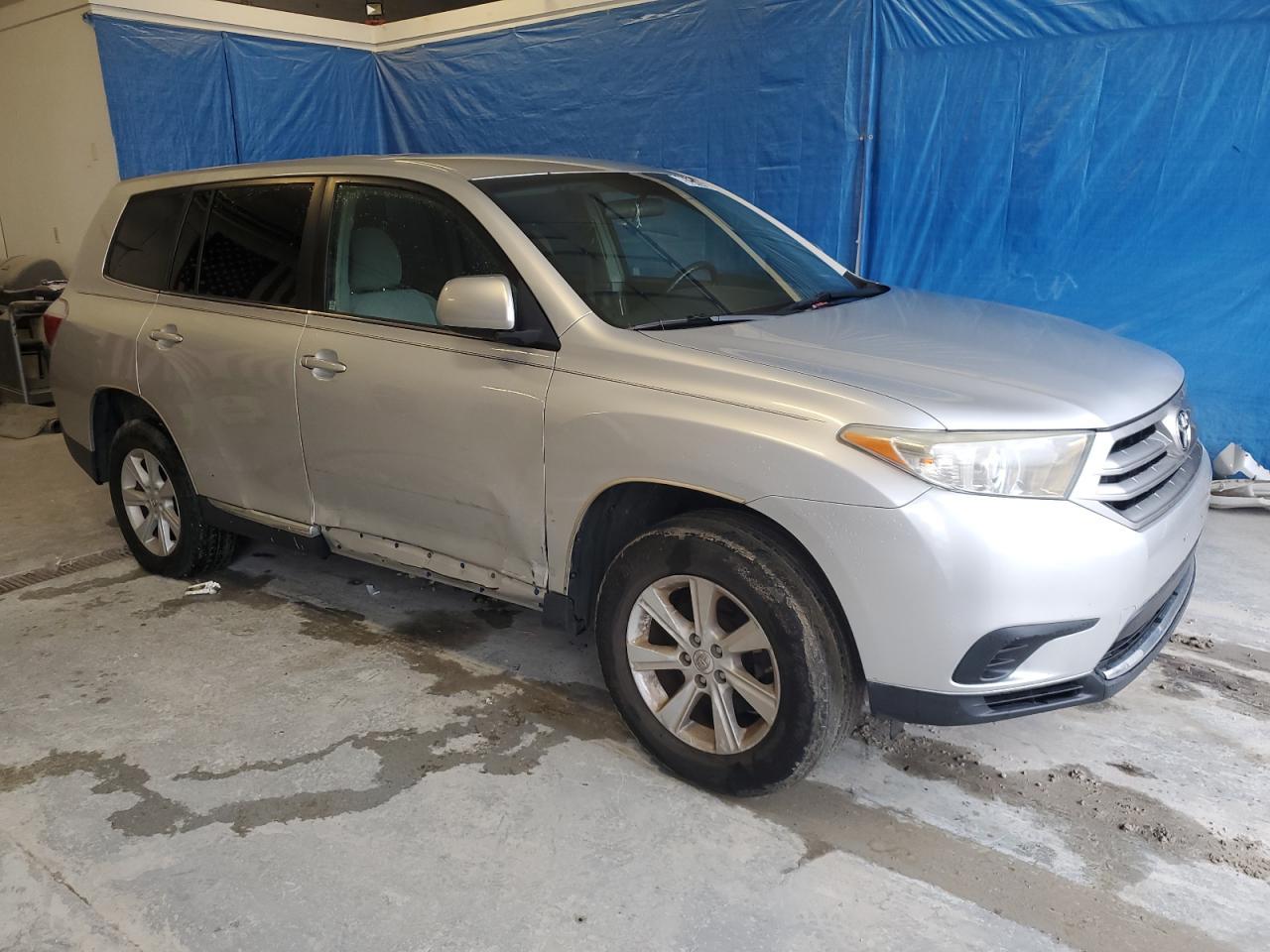 2013 TOYOTA HIGHLANDER