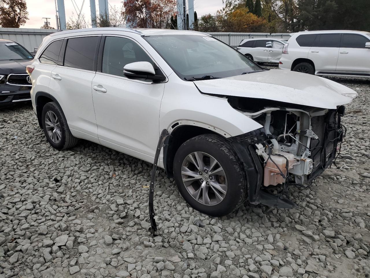 2014 TOYOTA HIGHLANDER