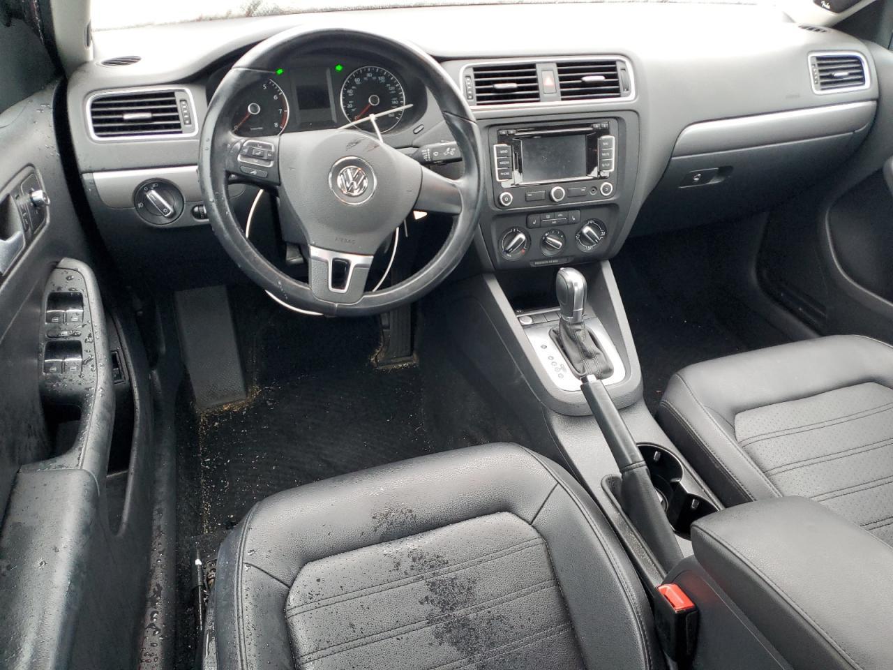 2014 VOLKSWAGEN JETTA