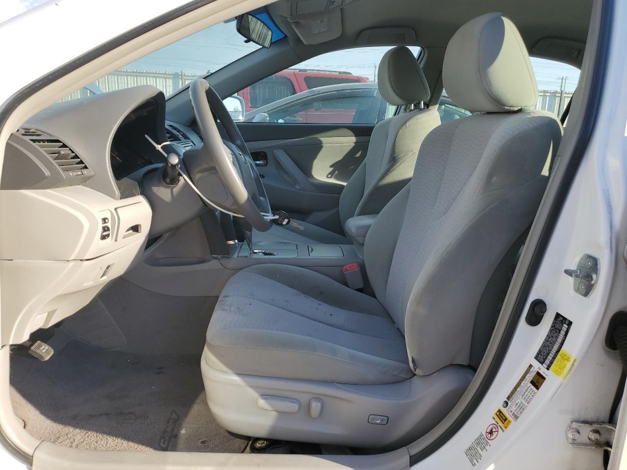 2011 TOYOTA CAMRY