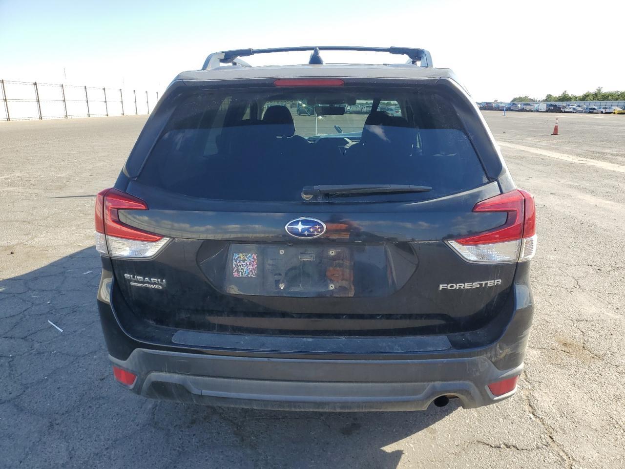 2019 SUBARU FORESTER