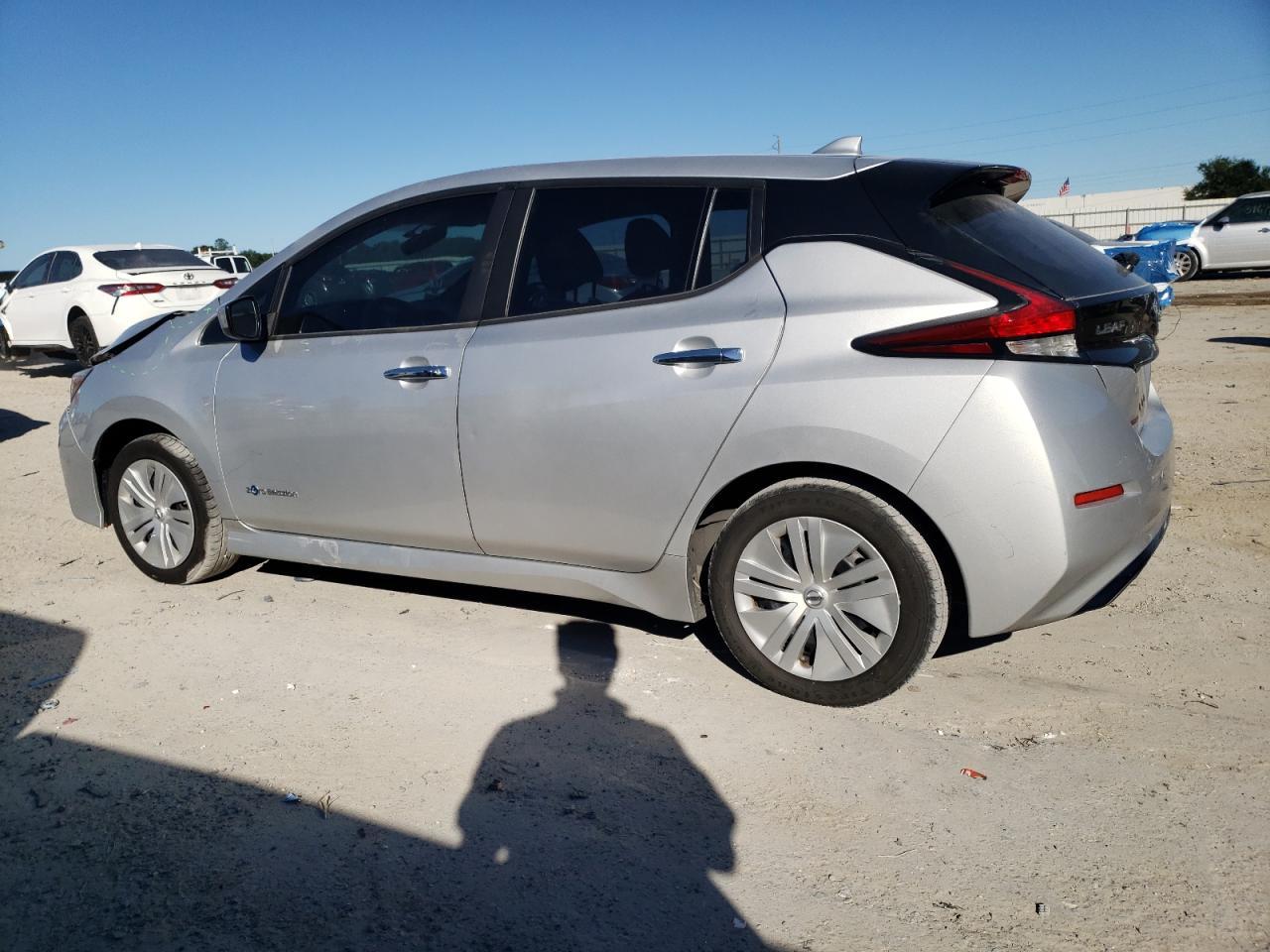 2019 NISSAN LEAF