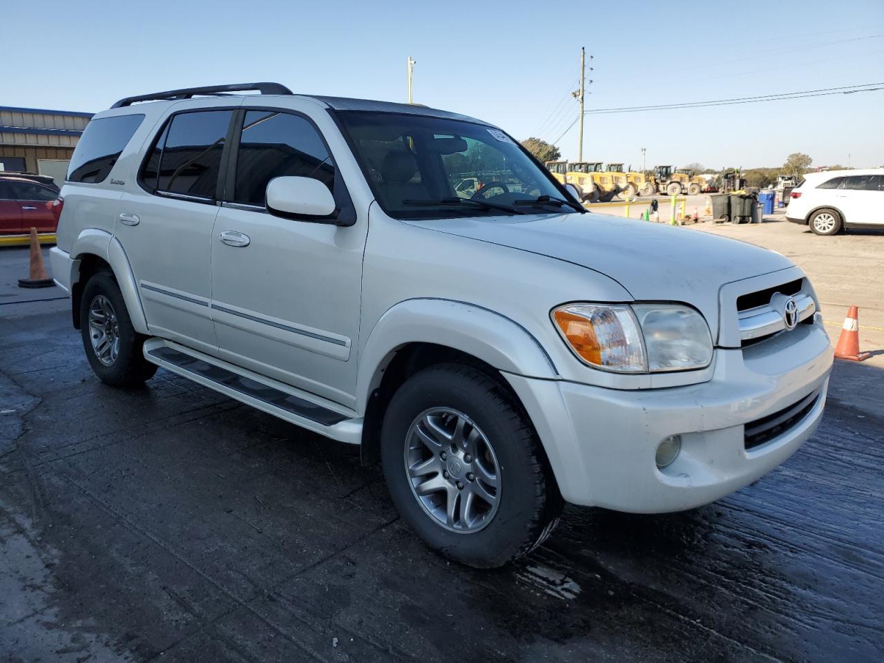 2005 TOYOTA Sequoia