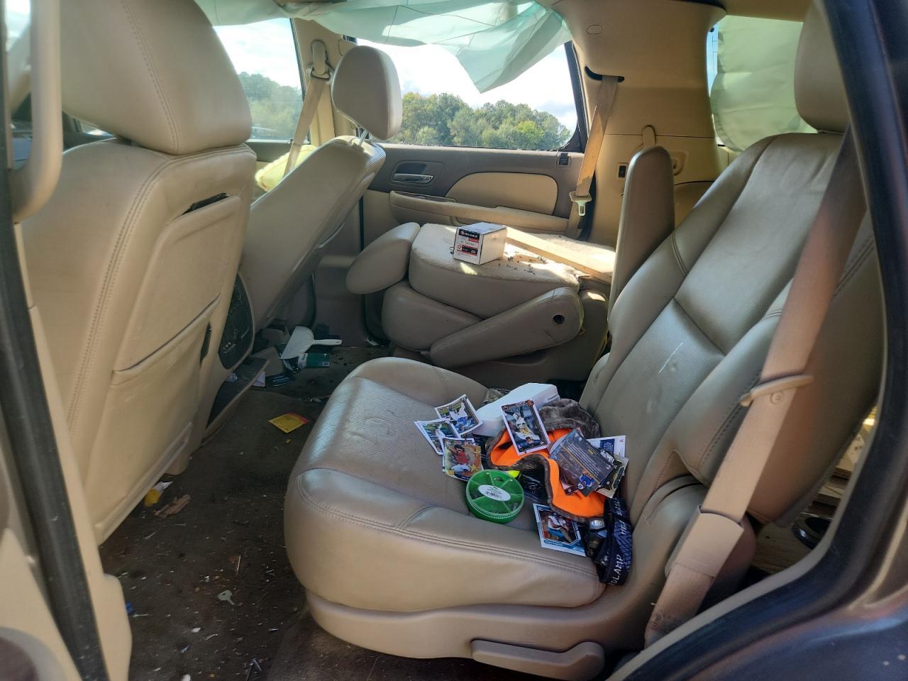2011 CHEVROLET Tahoe
