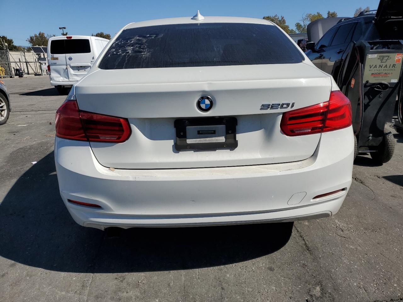 2018 BMW 3 SERIES
